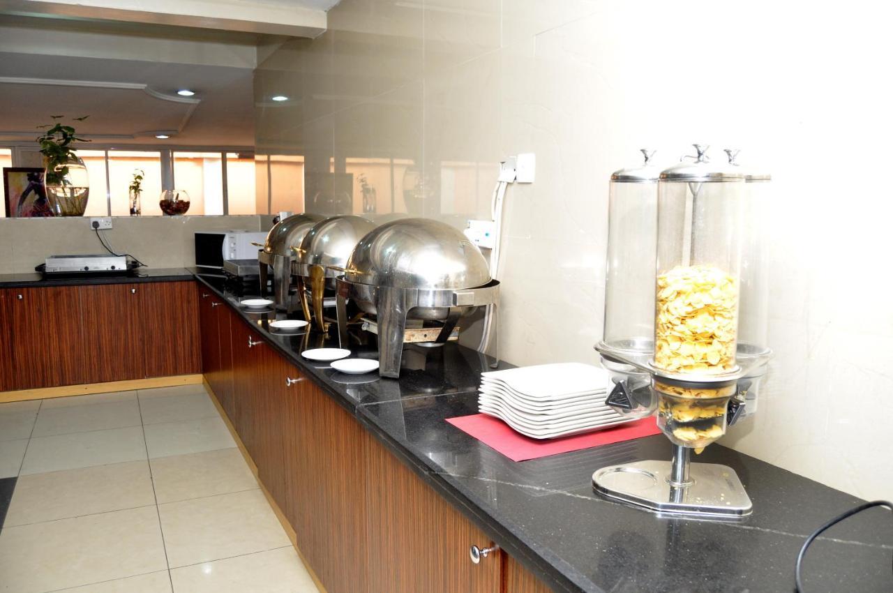 Primal Hotel Isaac John Gra Ikeja Ngoại thất bức ảnh