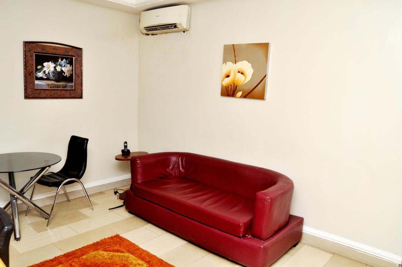 Primal Hotel Isaac John Gra Ikeja Ngoại thất bức ảnh